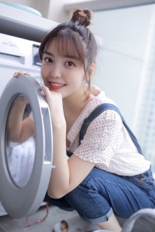 缓慢而坚定的刺入